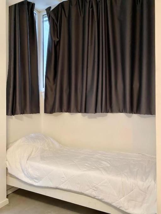 A Place 4U No10 - Garden-Level Getaway 2 Bedroom 2 Bathroom Apartment With Yard Athen Exterior foto
